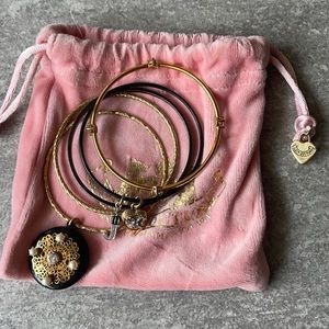 Juicy couture bangle, bracelets